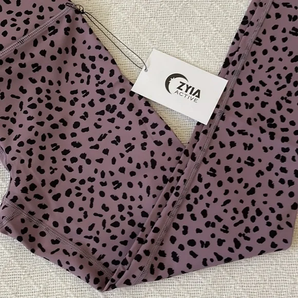 Zyia Lilac Jaguar Fit n Free Hi-rise 7/8 24" - Picture 14 of 16